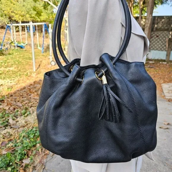 MICHAEL KORS Black Pebble Leather Shoulder Bag, Ring Tote Bag, Pre-owned - Picture 4 of 8